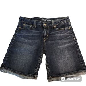 Levis signature denim Bermuda shorts Coastal Casual